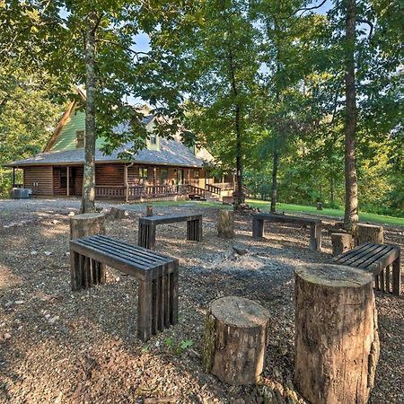 Broken Bow Retreat On 2 Acres With Hot Tub And Deck! Villa Eksteriør billede