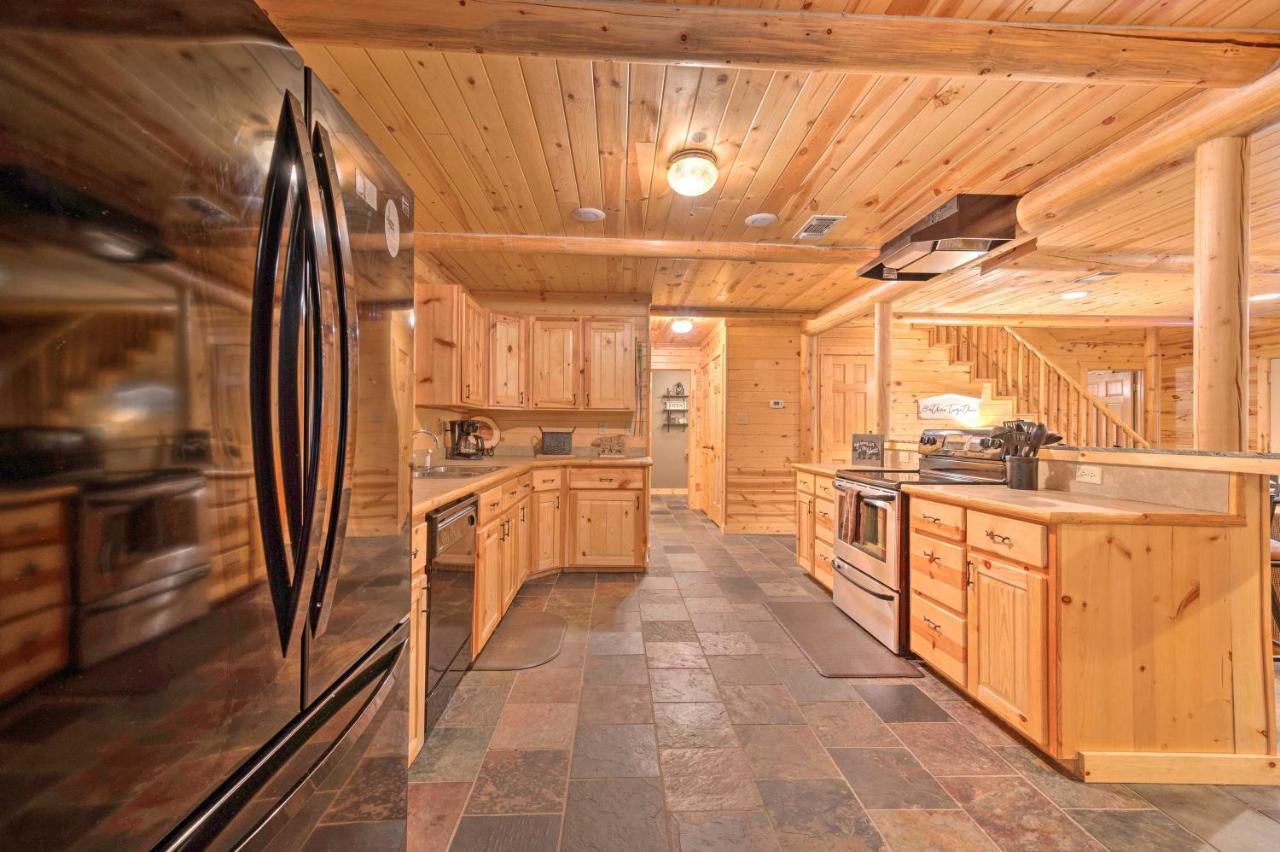 Broken Bow Retreat On 2 Acres With Hot Tub And Deck! Villa Eksteriør billede