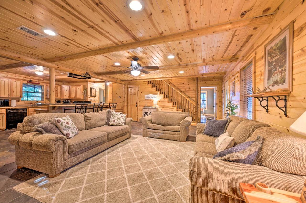 Broken Bow Retreat On 2 Acres With Hot Tub And Deck! Villa Eksteriør billede