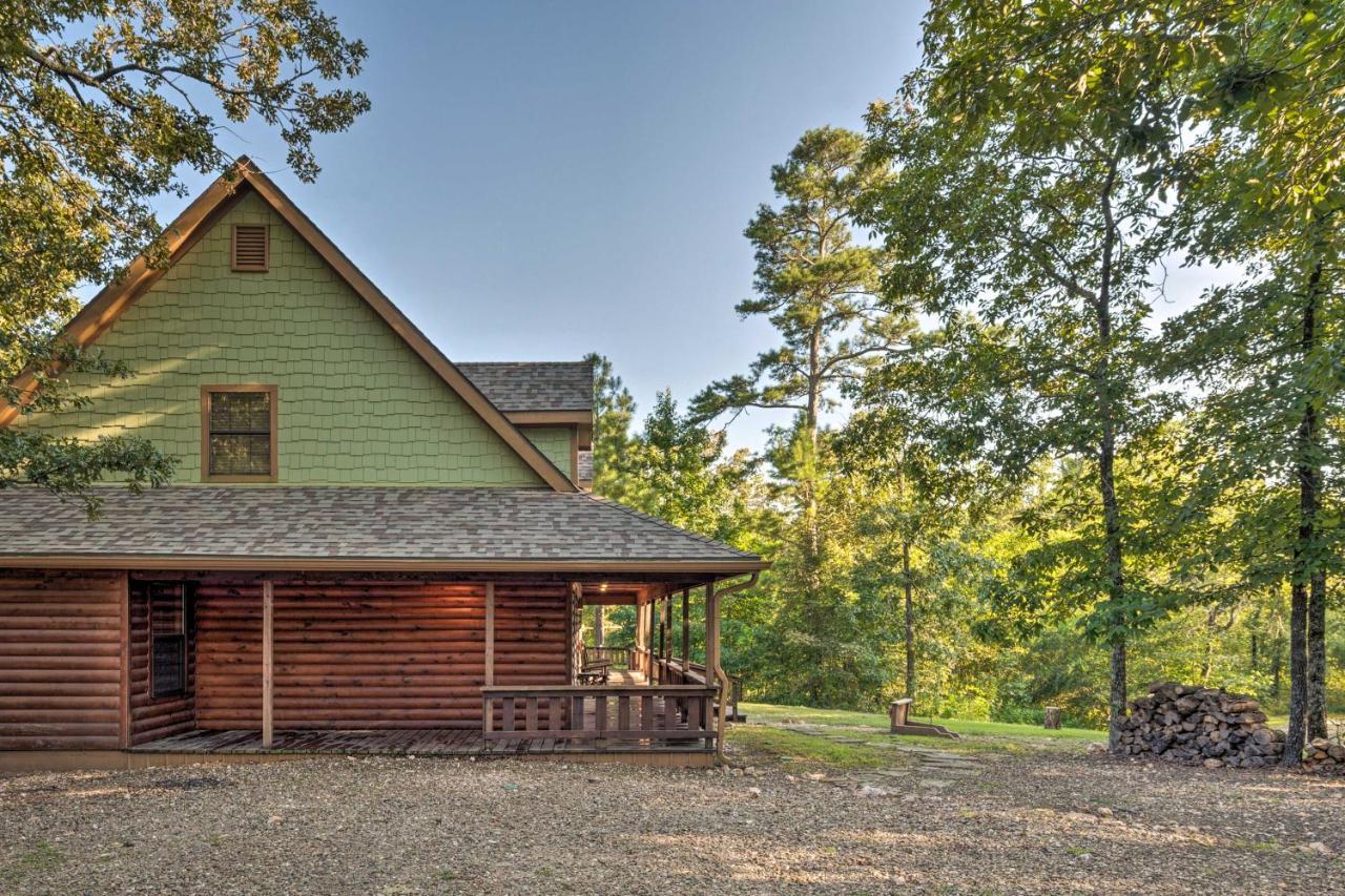 Broken Bow Retreat On 2 Acres With Hot Tub And Deck! Villa Eksteriør billede